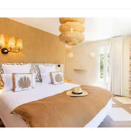 Bed & Breakfast Le Clos De La Pinede Et Ses Superbes 300 E Par Saint-Tropez